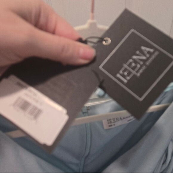 Mac Duggal Gown Style 26573 Size 12 - Picture 10 of 10